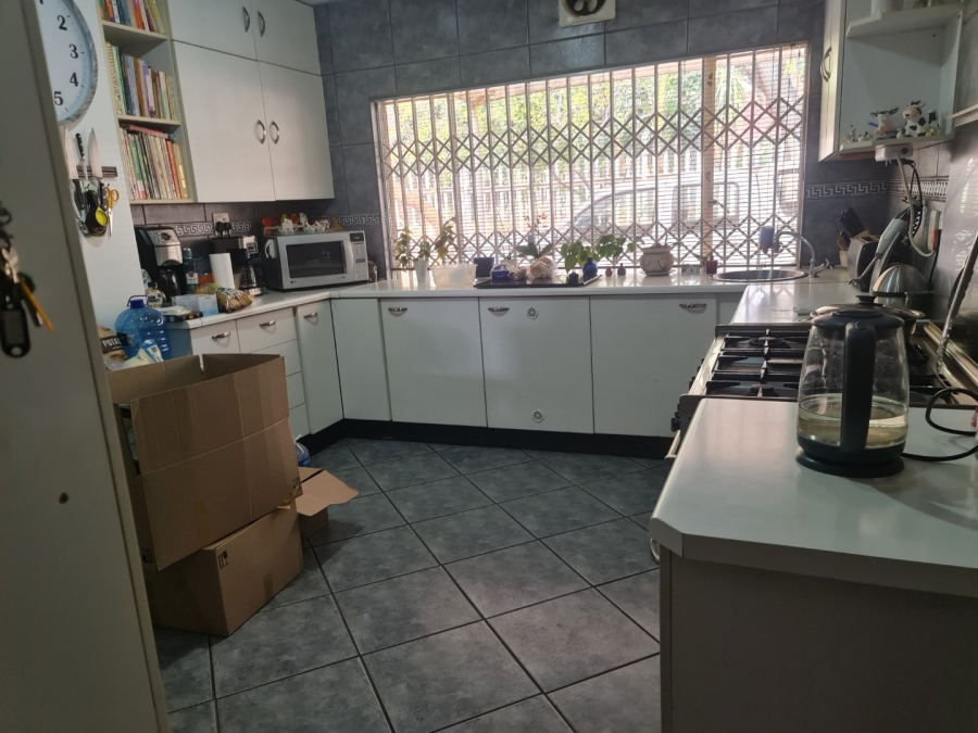 6 Bedroom Property for Sale in Protea Park North West